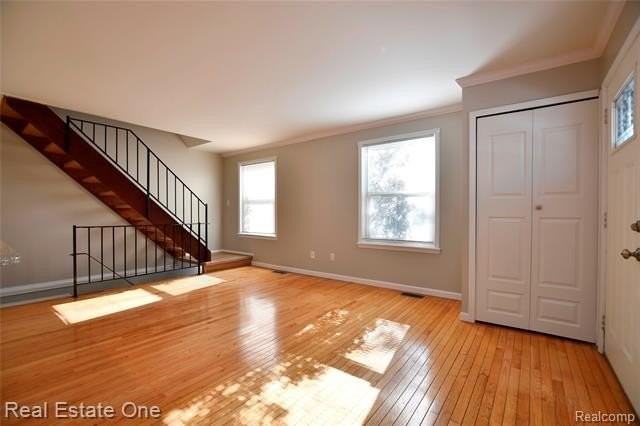 1527 Mariner Dr - Photo 4 of 19