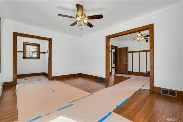 522 N Washington Ave - Photo 3 of 20