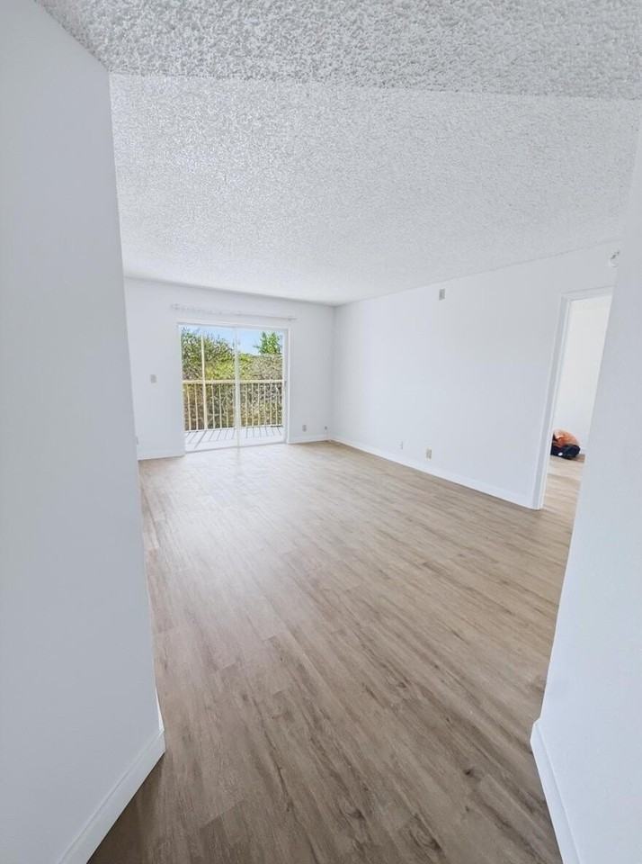 1516 Se Royal Green Cir #202 - Photo 3 of 13
