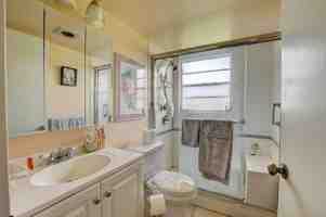 featured image of 137 Fanshaw D