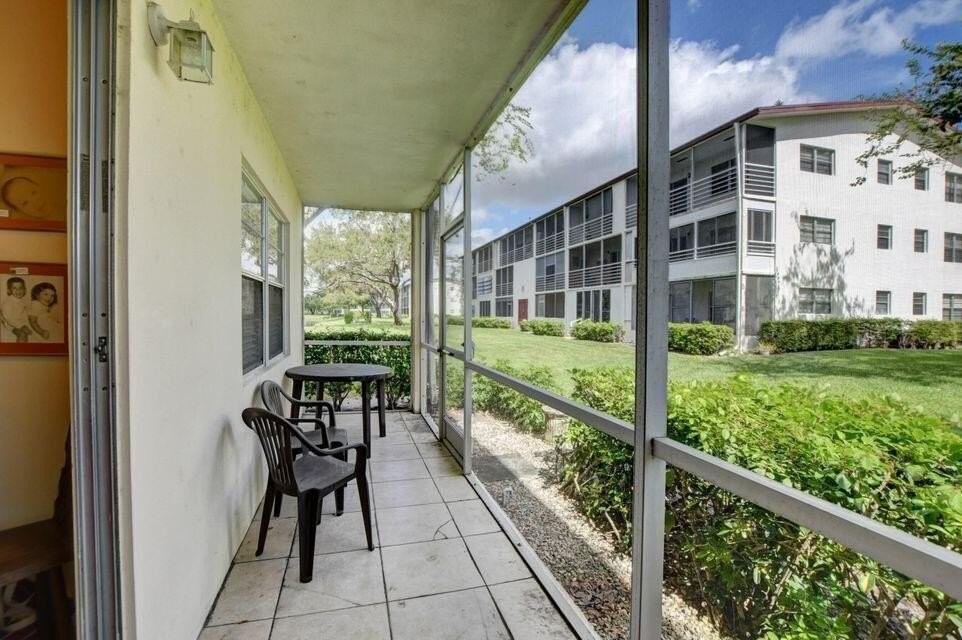 137 Fanshaw D - Photo 2 of 7