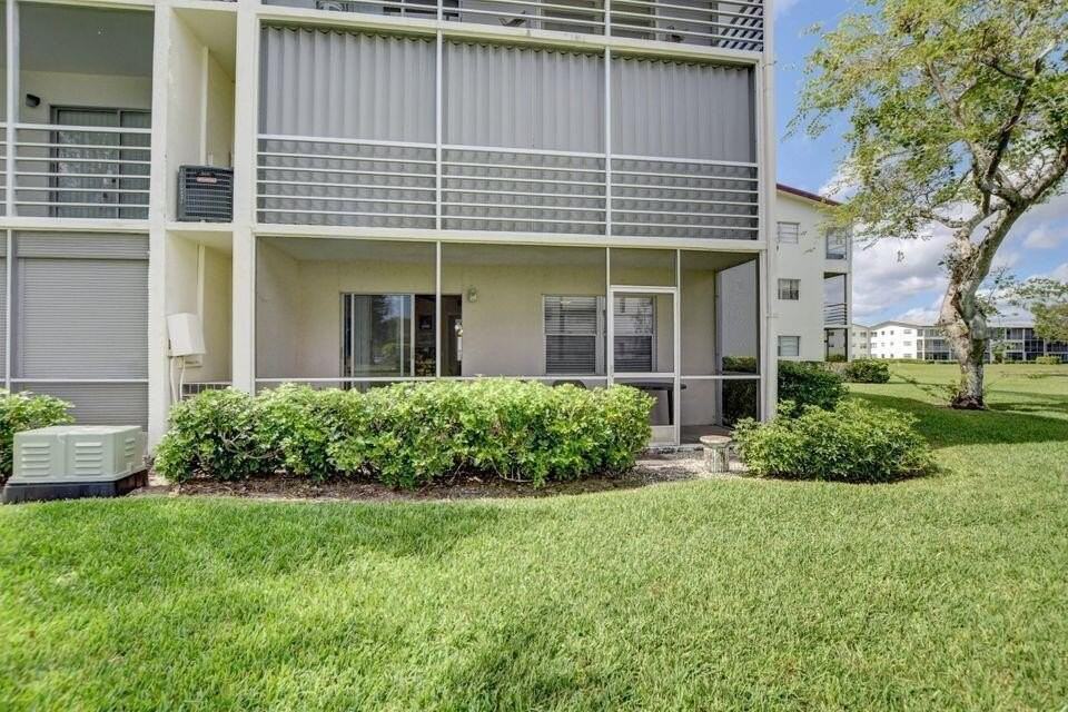 137 Fanshaw D - Photo 3 of 7