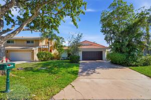 featured image of 6488 Pond Apple Rd
