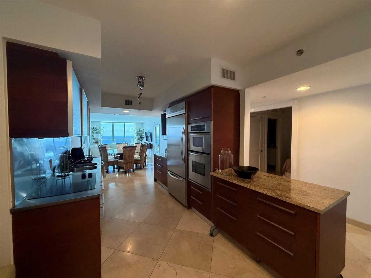 1850 S Ocean Dr #4202 - Photo 5 of 27