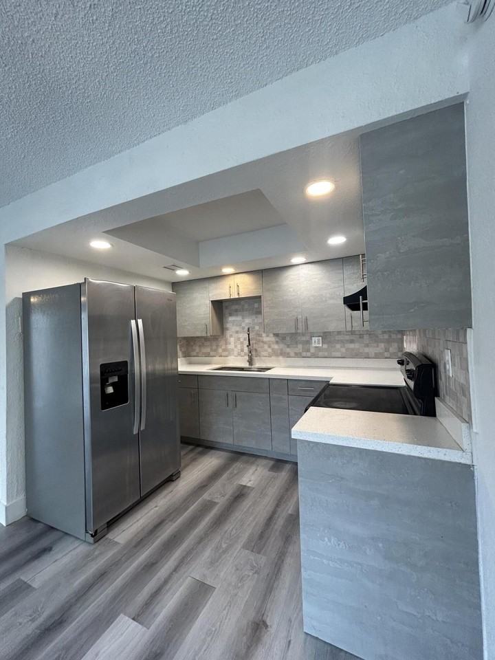 2229 Nw 59th Ave #70C - Photo 4 of 15