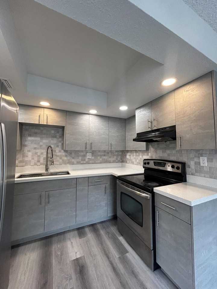 2229 Nw 59th Ave #70C - Photo 5 of 15