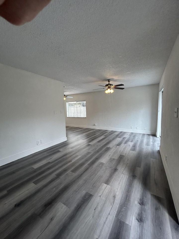 2229 Nw 59th Ave #70C - Photo 7 of 15