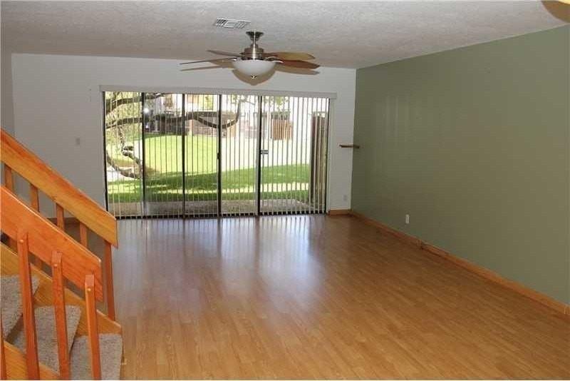 4716 Nw 82nd Ave - Photo 3 of 23