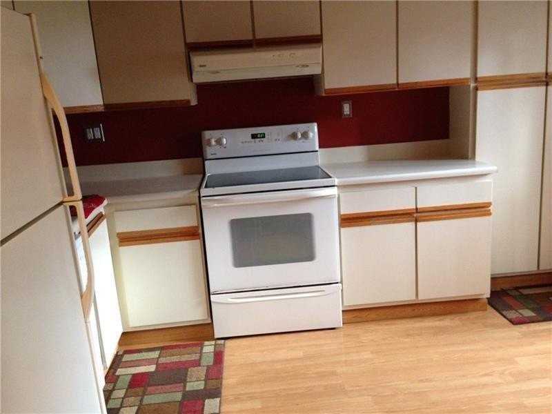 4716 Nw 82nd Ave - Photo 6 of 23
