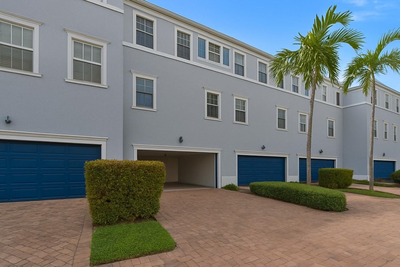 115 Pond Apple Ln #105 - Photo 4 of 46