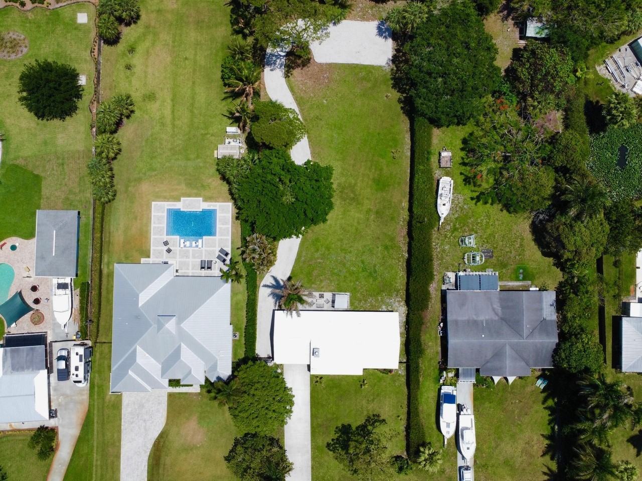 1655 Nw Fork Rd - Photo 3 of 41