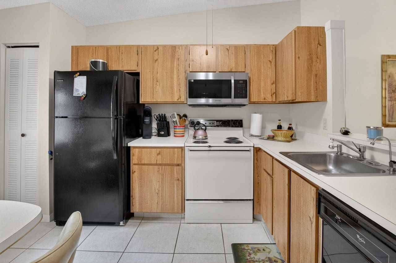 8697 Sunbird Pl - Photo 2 of 50