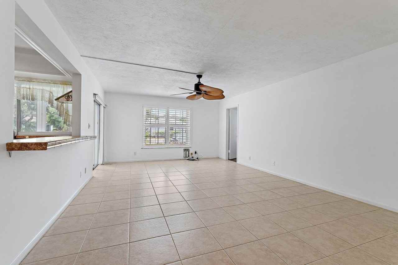 5570 Tamberlane Cir #131 - Photo 6 of 33