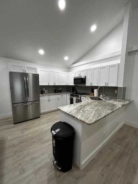 13647 Yarmouth Ct - Photo 2 of 12