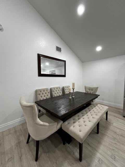 13647 Yarmouth Ct - Photo 3 of 12