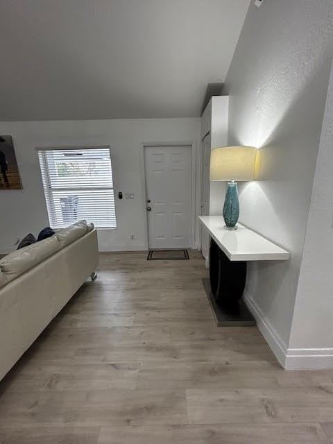 13647 Yarmouth Ct - Photo 5 of 12
