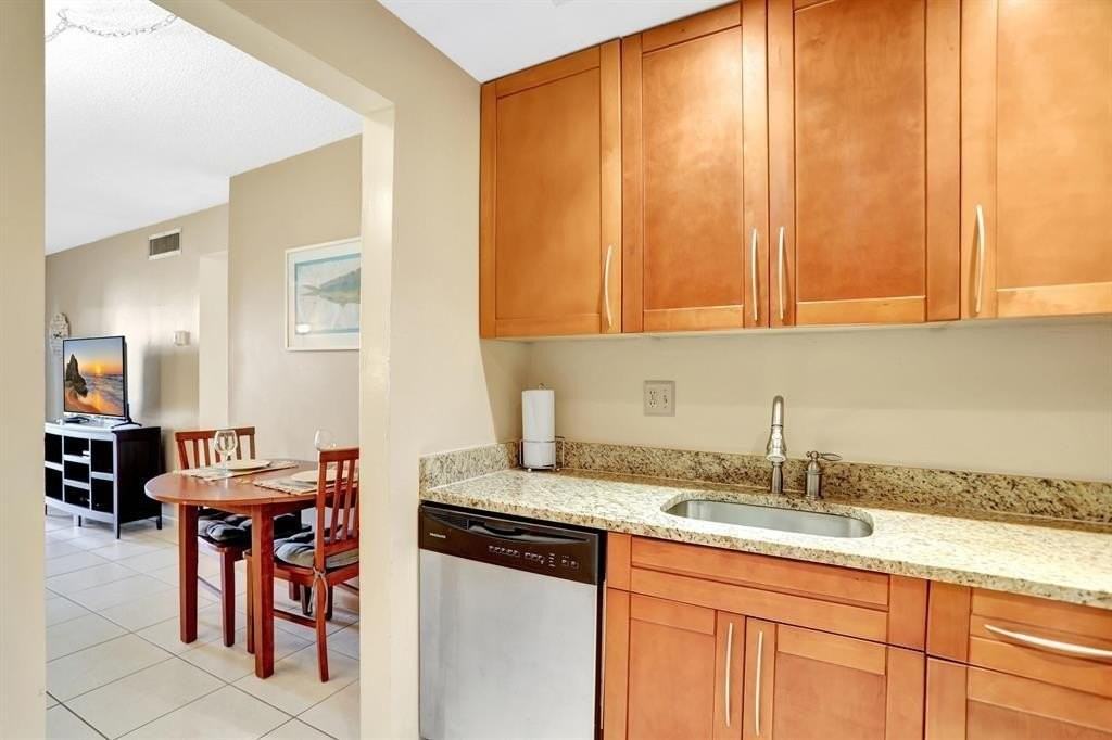 606 Nw 13th St #0160 - Photo 2 of 24