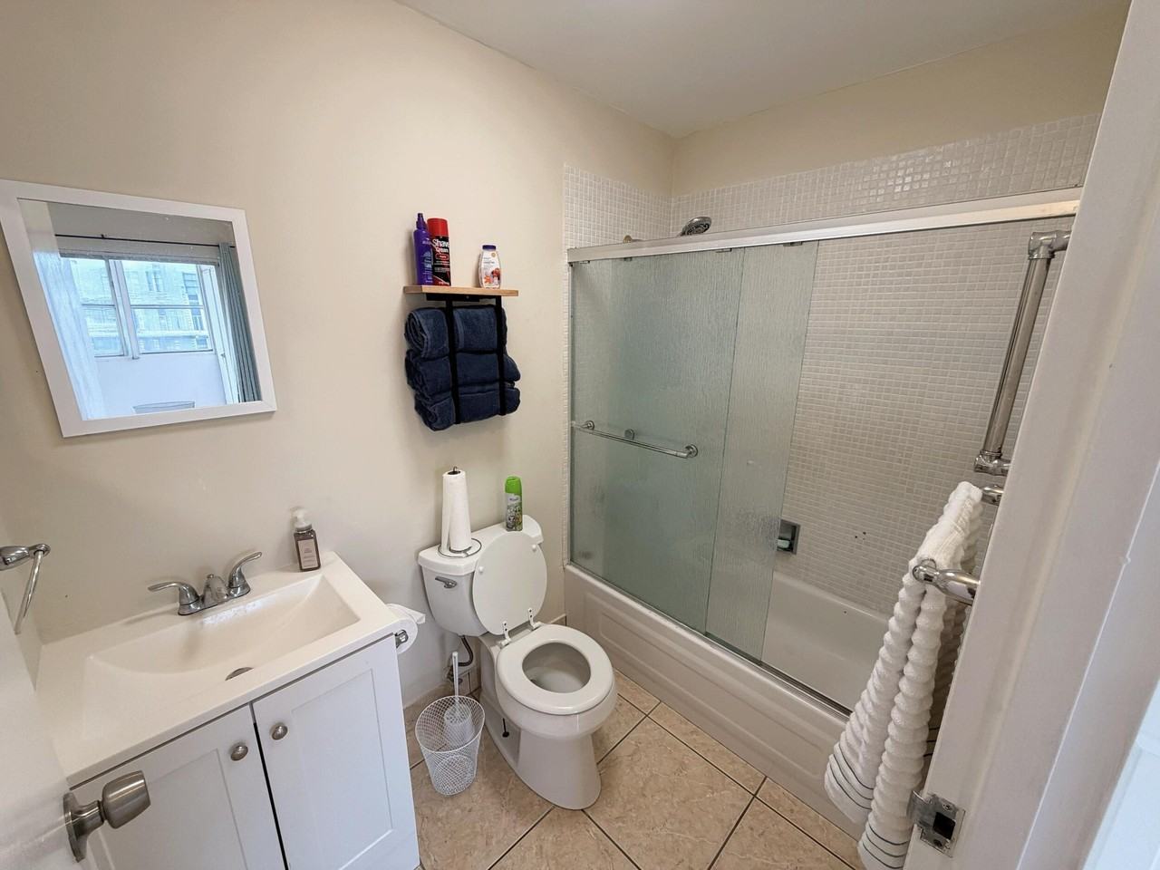 419 Brittany Dr - Photo 6 of 28
