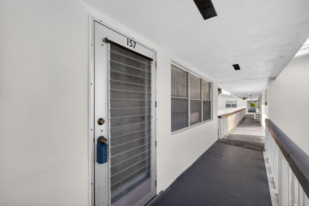 157 Camden G - Photo 5 of 26