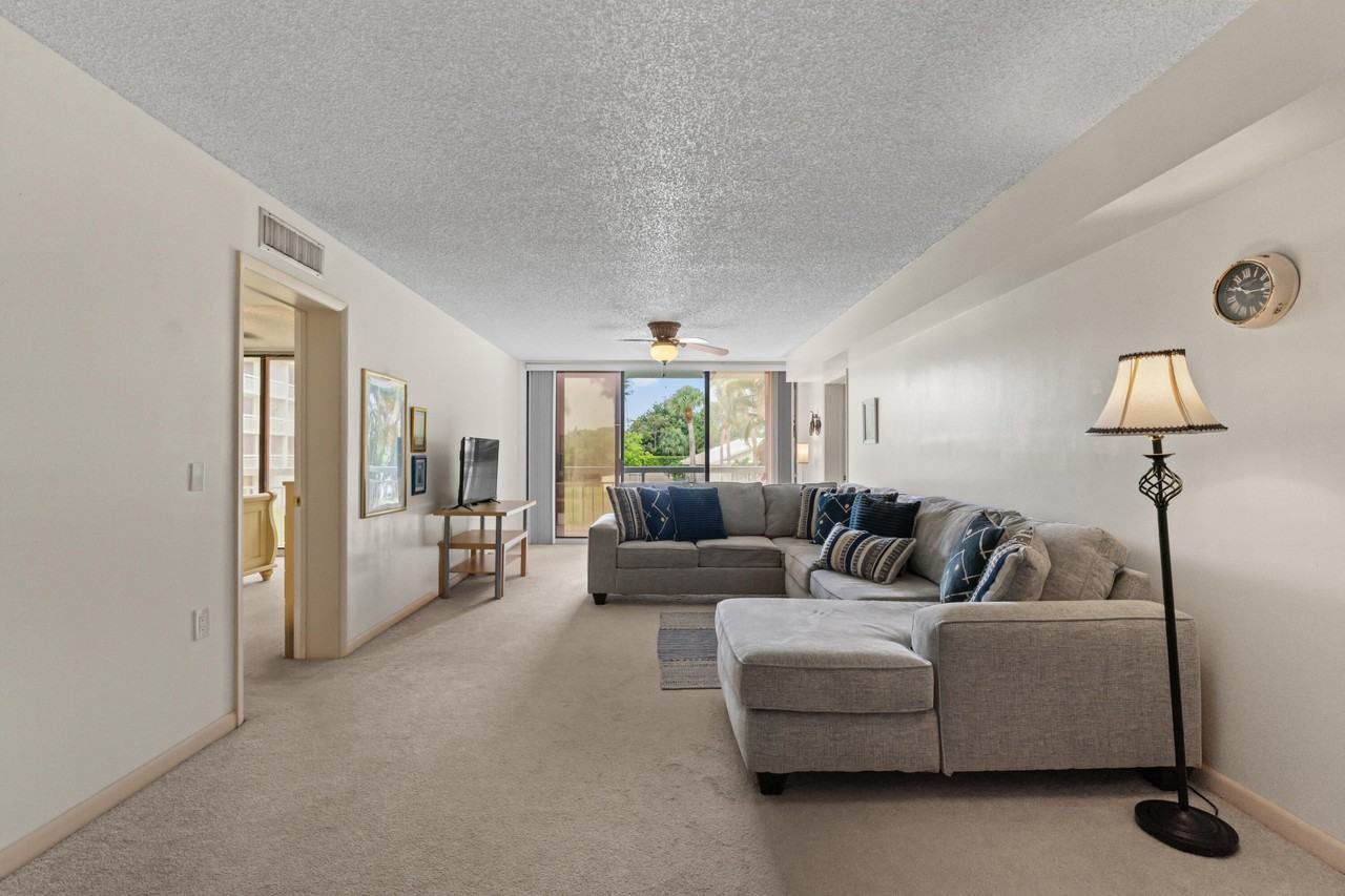 2621 Village Blvd #203 - Photo 6 of 28