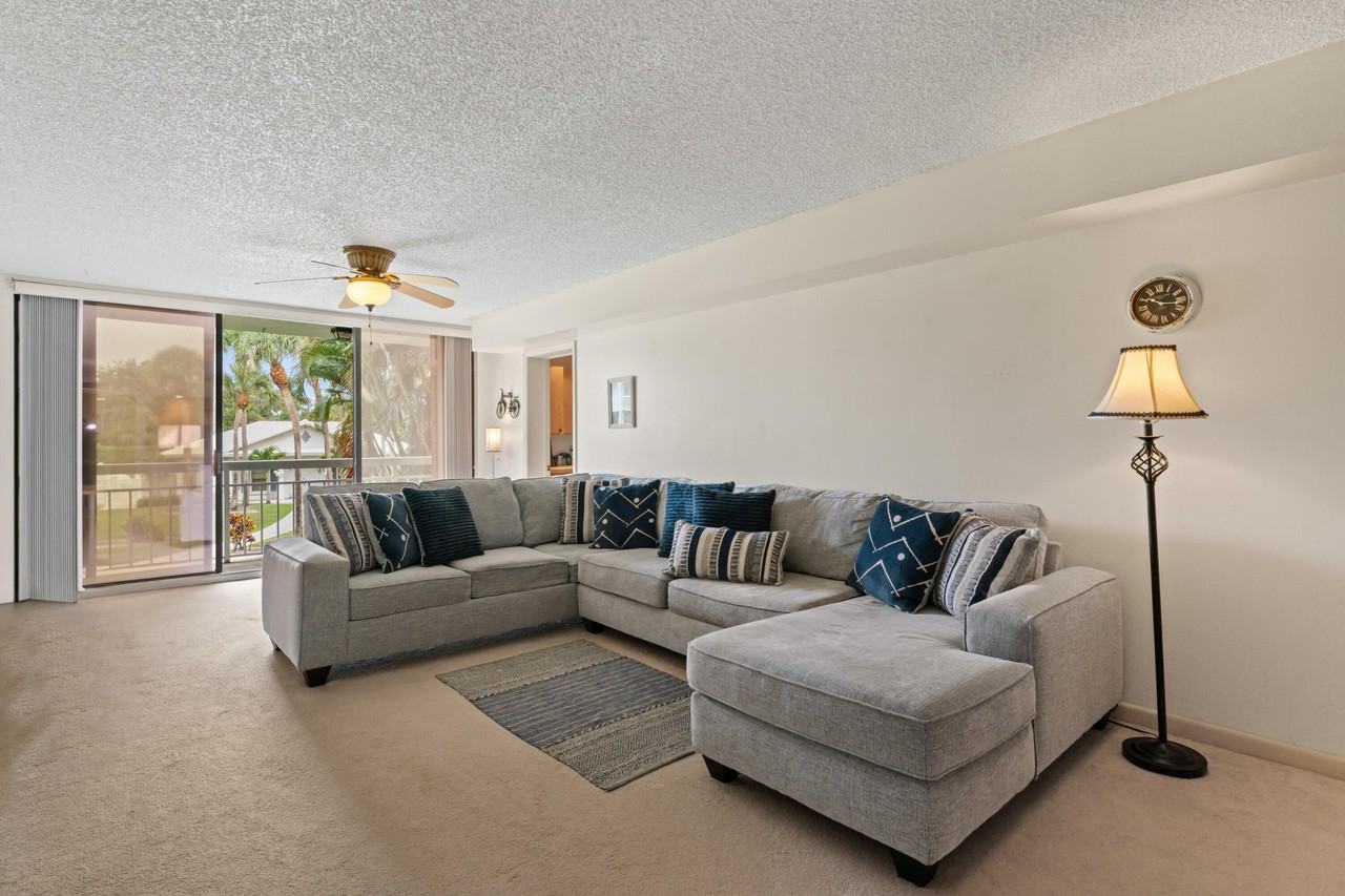 2621 Village Blvd #203 - Photo 7 of 28