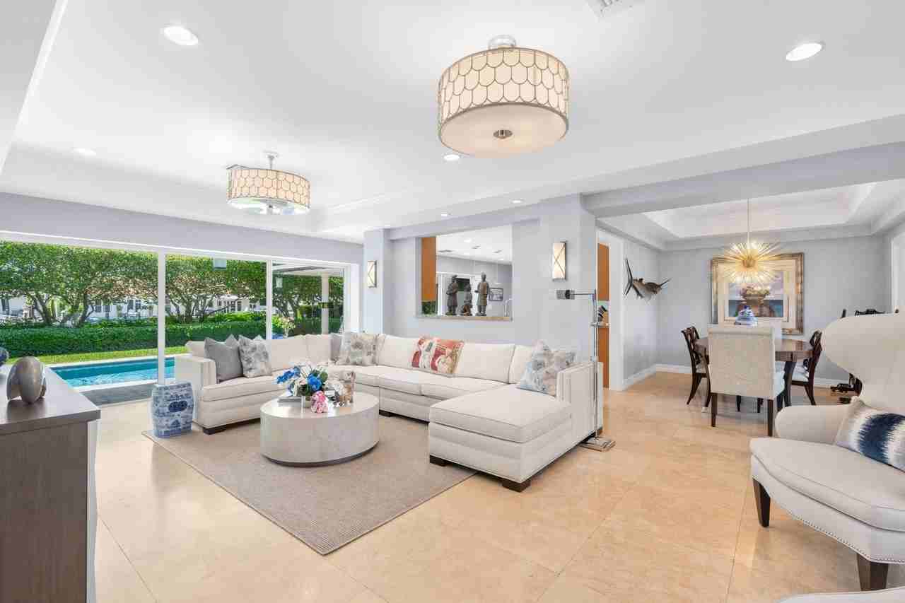2848 Ne 35th Ct - Photo 5 of 50