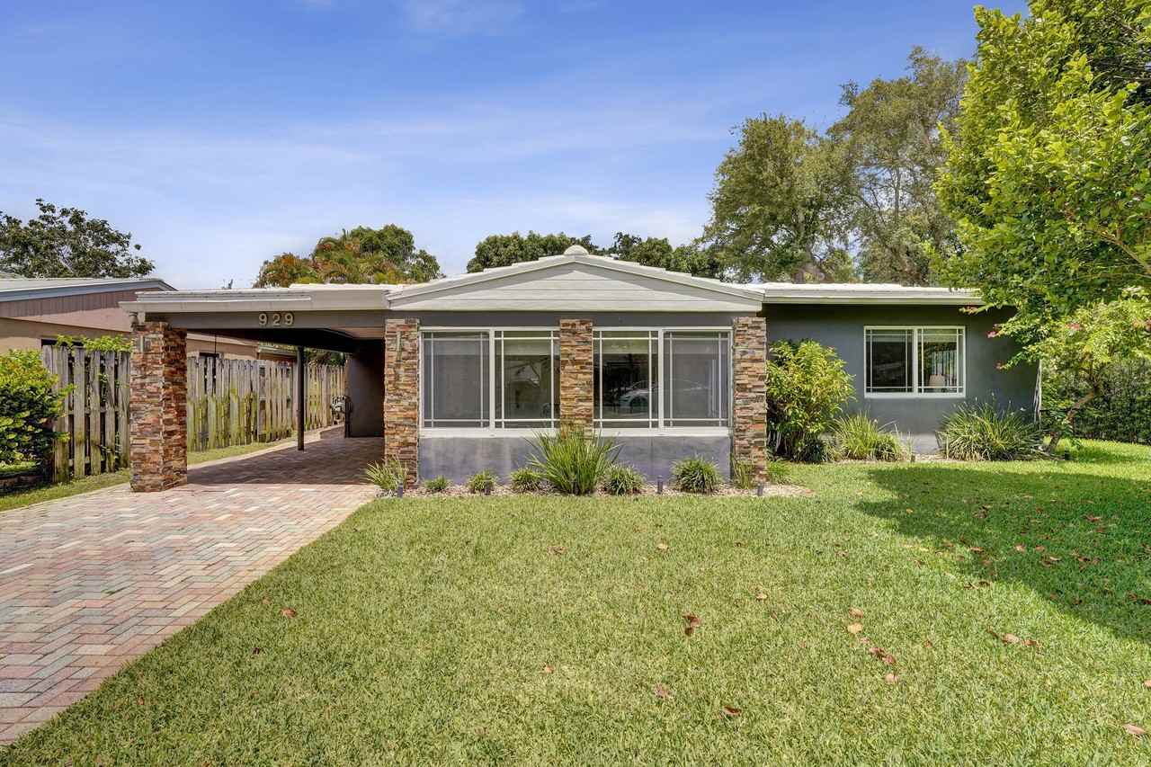 929 Sw 18th Ct - Photo 2 of 38