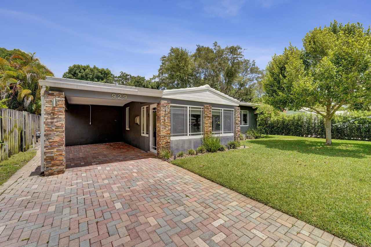929 Sw 18th Ct - Photo 3 of 38