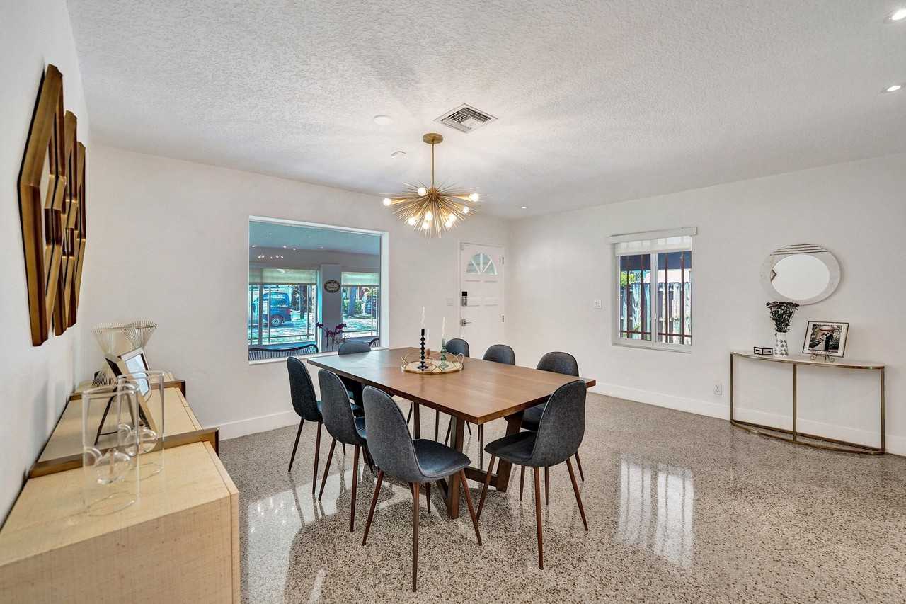 929 Sw 18th Ct - Photo 7 of 38