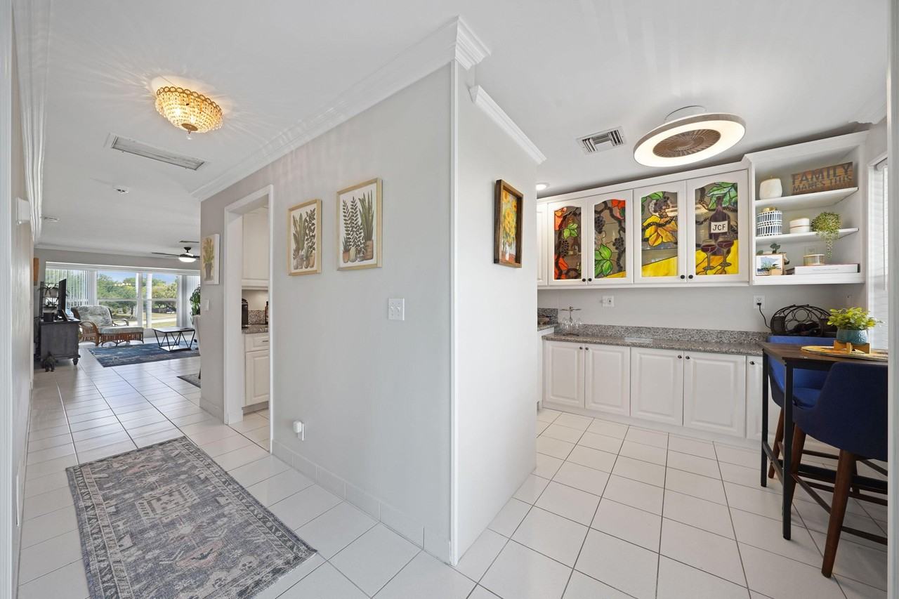 2835 Sw 13th St #201 - Photo 3 of 45