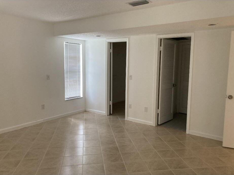 1243 Kinglet Ter - Photo 6 of 24