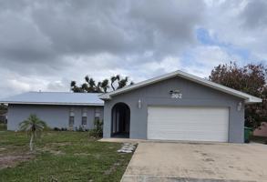 featured image of 362 Sw Thornhill Dr