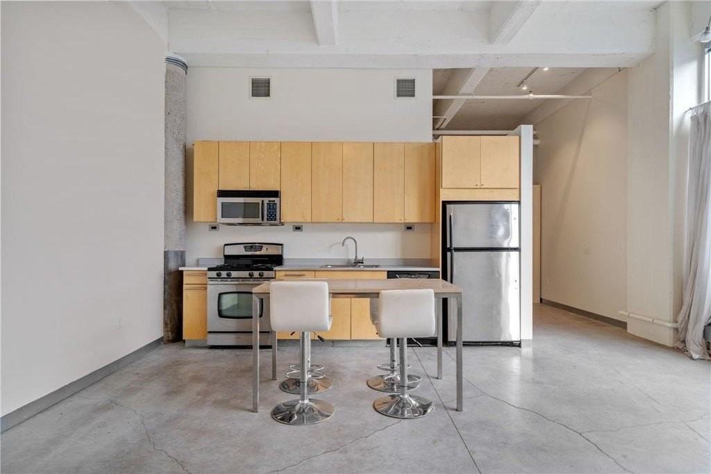 700 Washington Ave N #613 - Photo 3 of 21