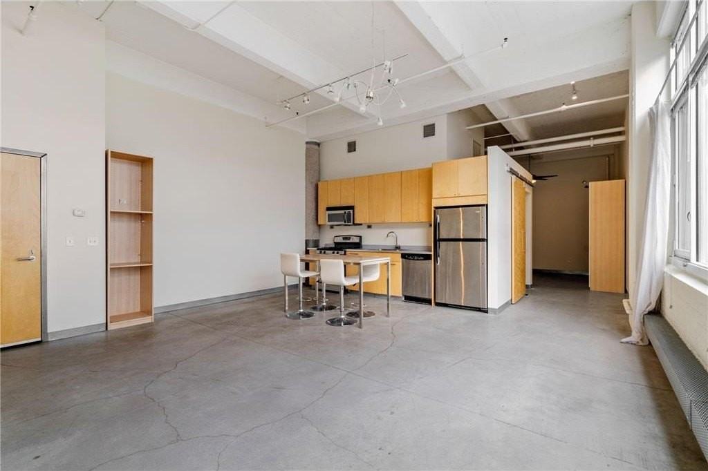 700 Washington Ave N #613 - Photo 5 of 21
