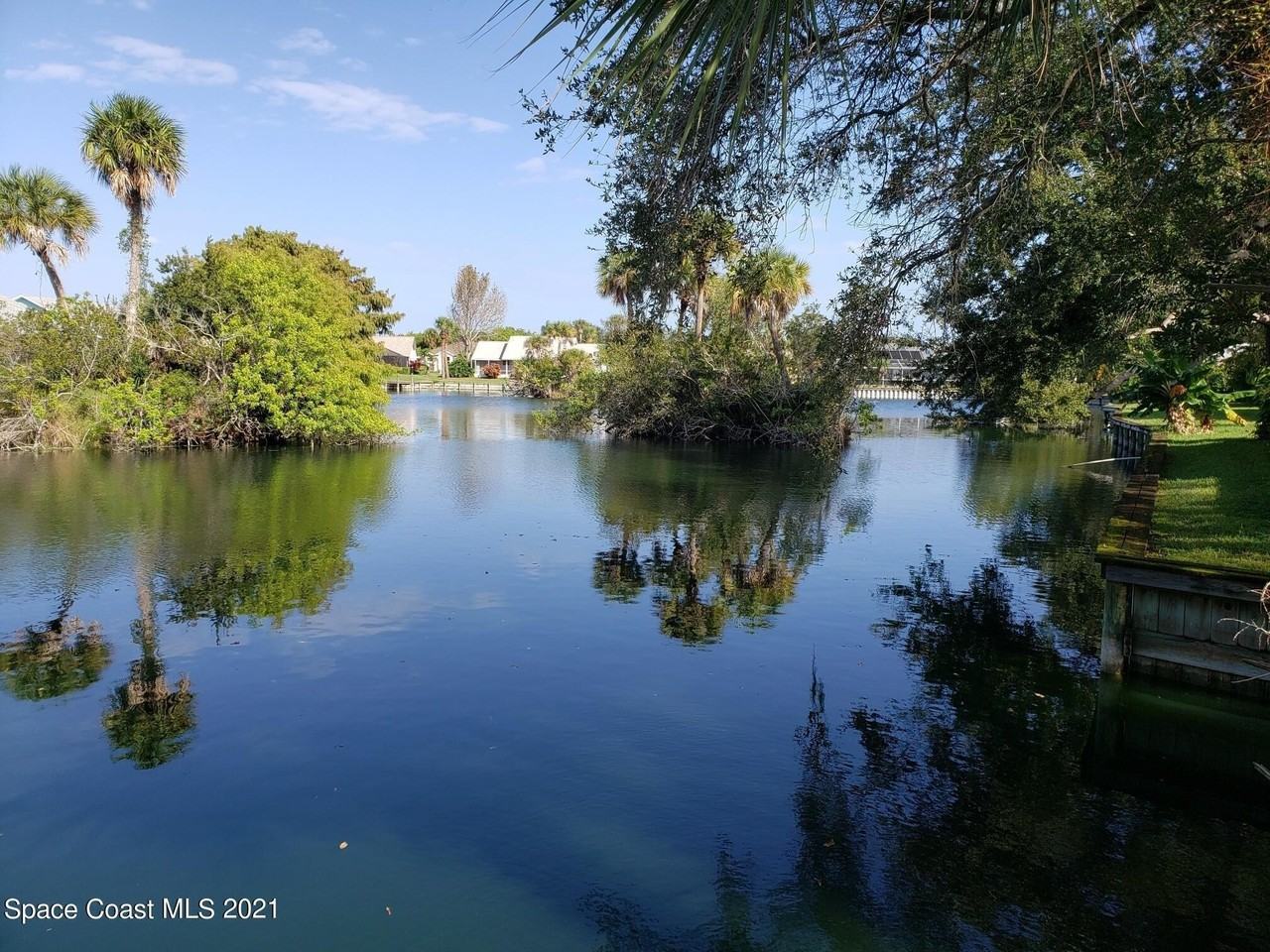 2575 Palm Lake Dr - Photo 6 of 28