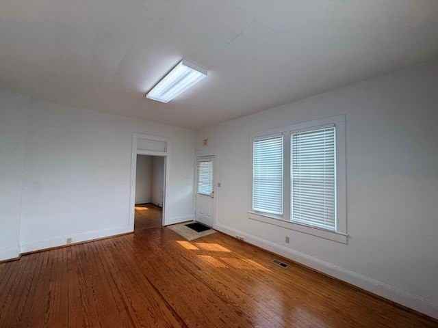503 E Main St - Photo 4 of 19