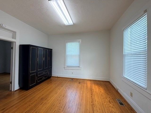 503 E Main St - Photo 7 of 19