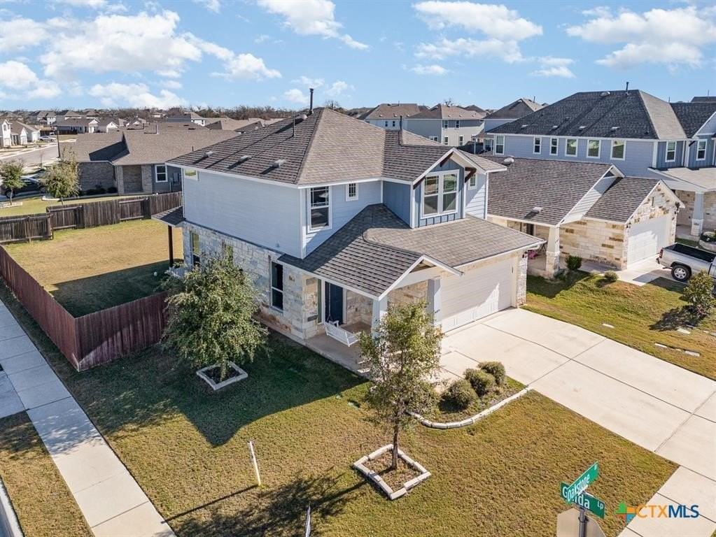 236 Oakstone Dr - Photo 3 of 21