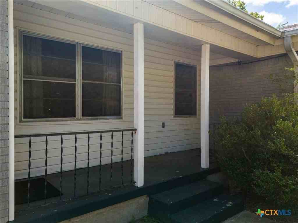 1205 S 7th St - Photo 3 of 30