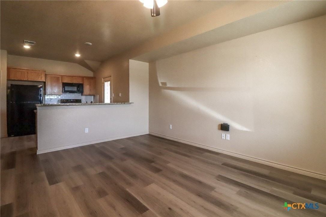 6203 Twistleaf Lane #B - Photo 5 of 33