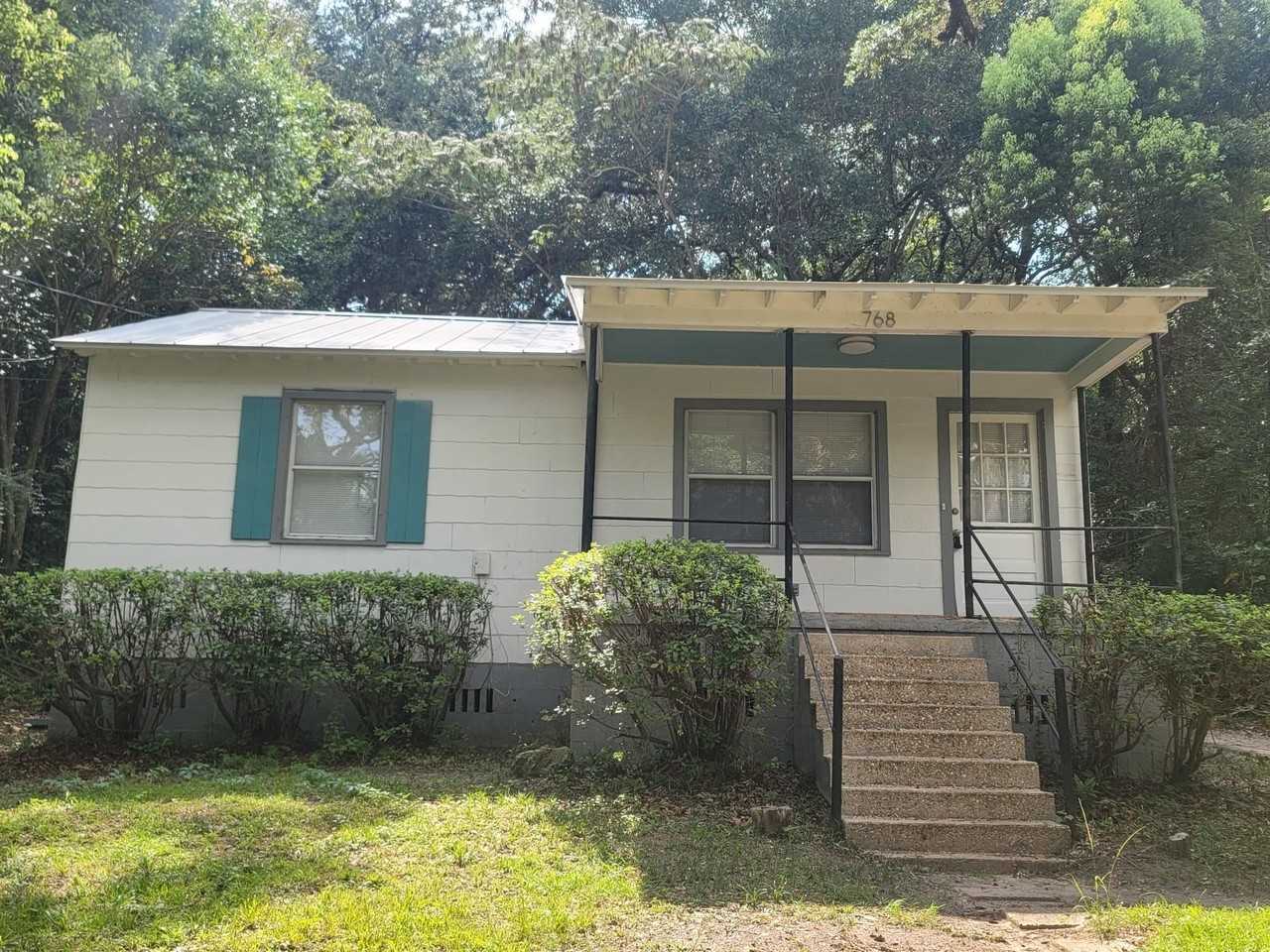 768 Arkansas St