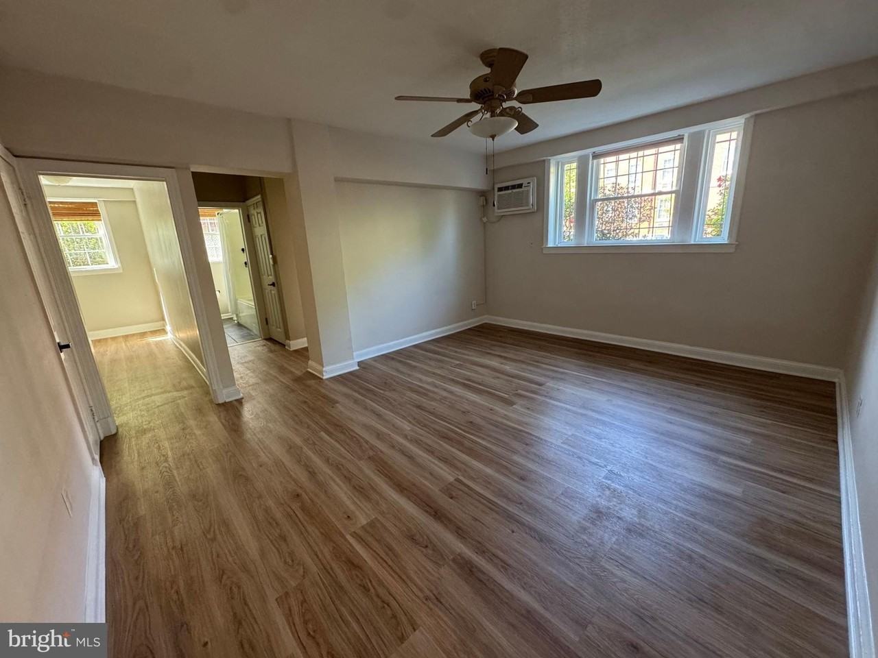 1404 Tuckerman St Nw #1 - Photo 3 of 10