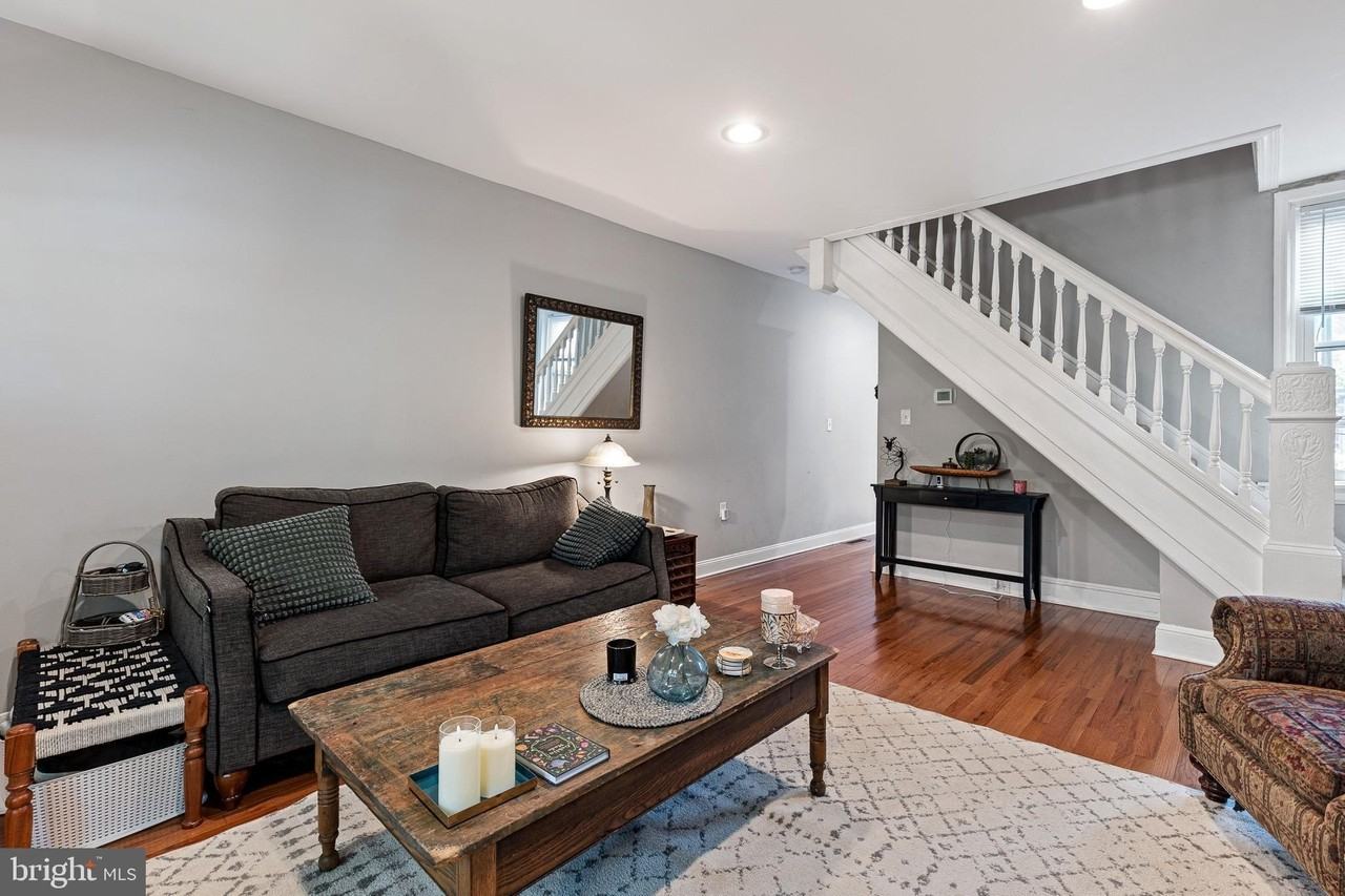 1011 N Clayton St - Photo 5 of 20