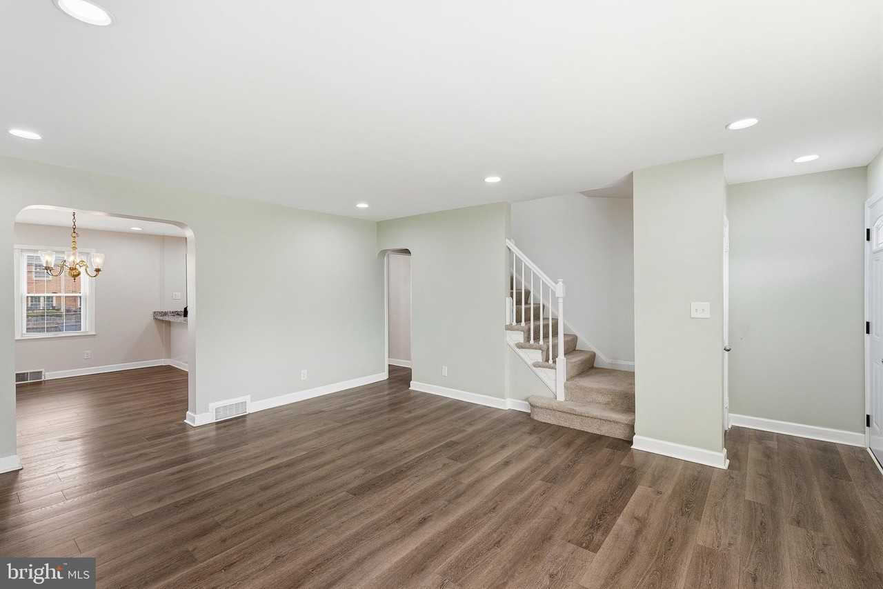 8130 Kirkwall Ct - Photo 7 of 30