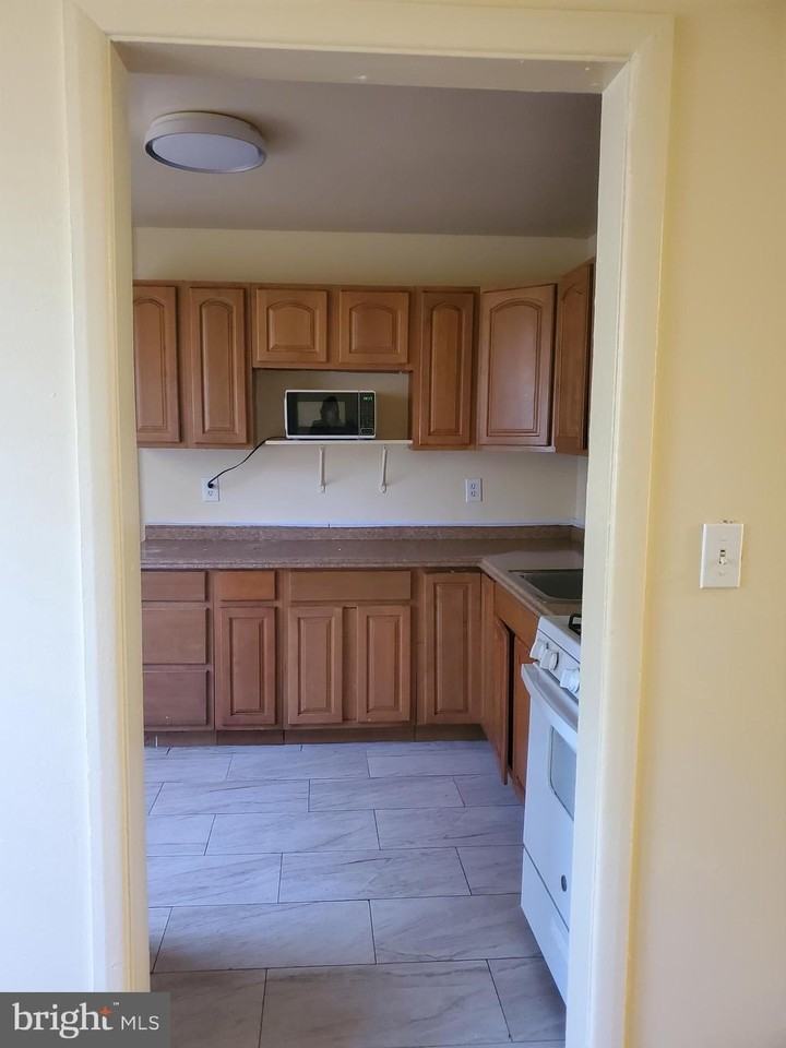 8408 Church Ln - Photo 7 of 31