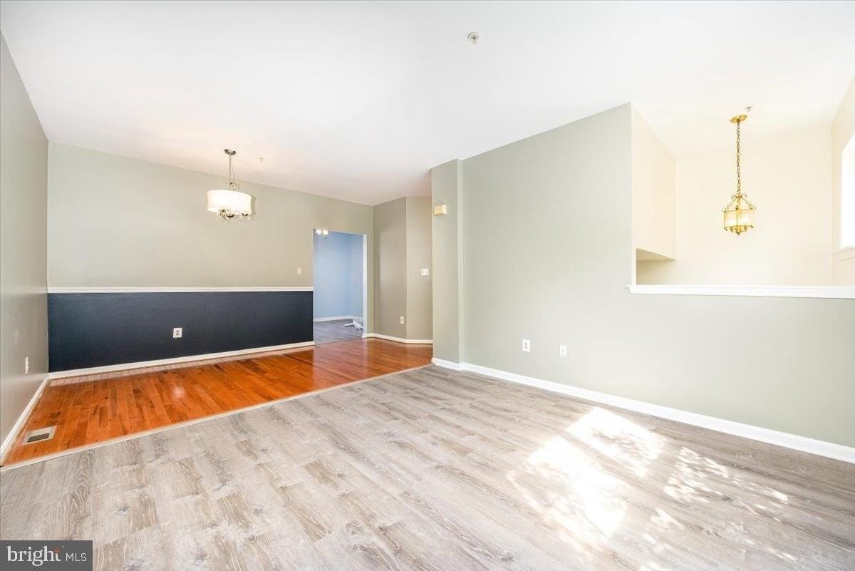 12121 Amber Ridge Cir - Photo 7 of 24
