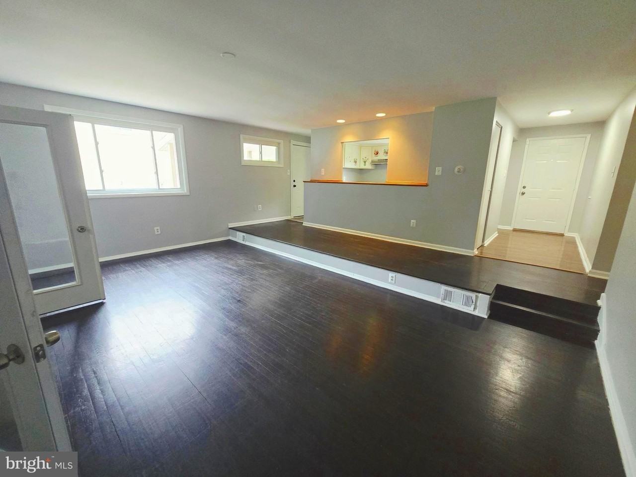 4005 Blackpool Rd - Photo 3 of 34