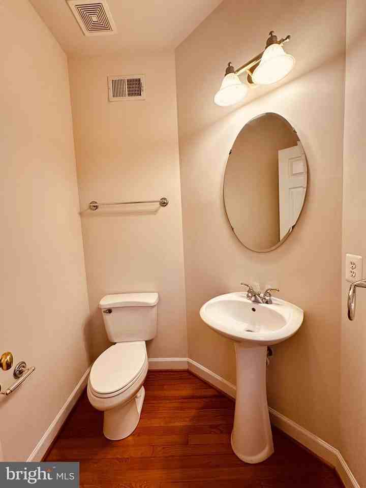 12117 Pond Pine Dr - Photo 5 of 32