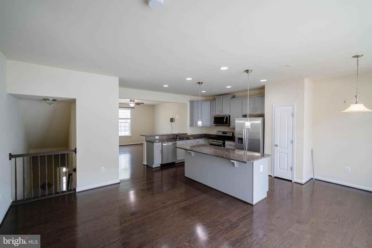 5004 Forest Pines Dr - Photo 7 of 50