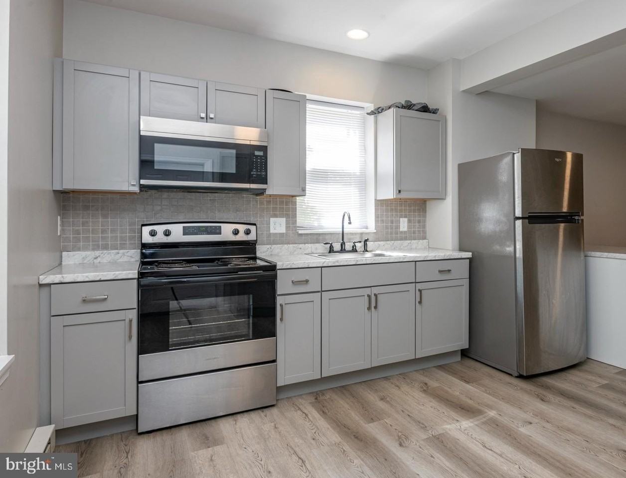 419 Woodward St #4 - Photo 5 of 14